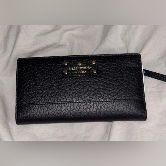kate spade Handbags - Kate spade Bay Street Stacy Black wallet.